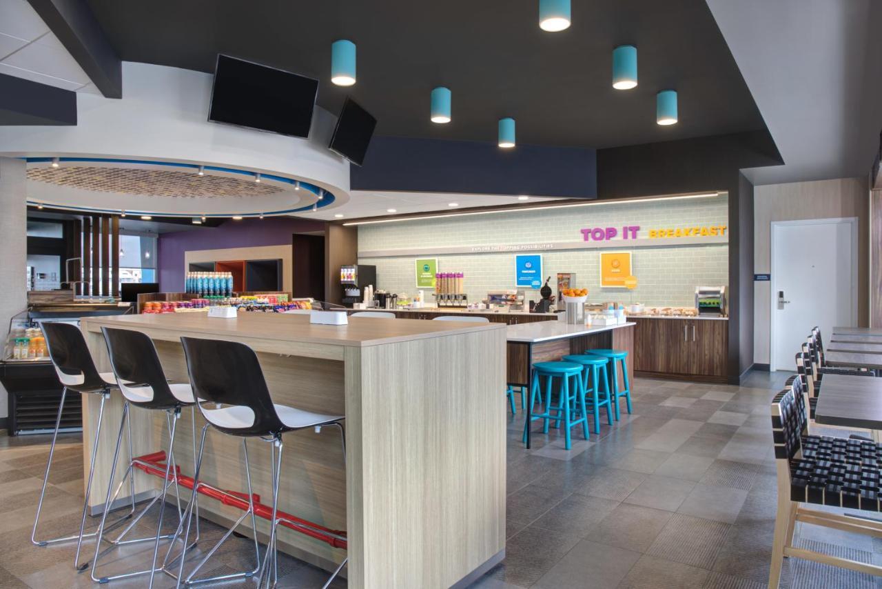 Tru By Hilton Toronto Airport West Hotell Mississauga Exteriör bild