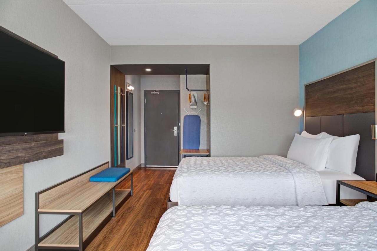 Tru By Hilton Toronto Airport West Hotell Mississauga Exteriör bild