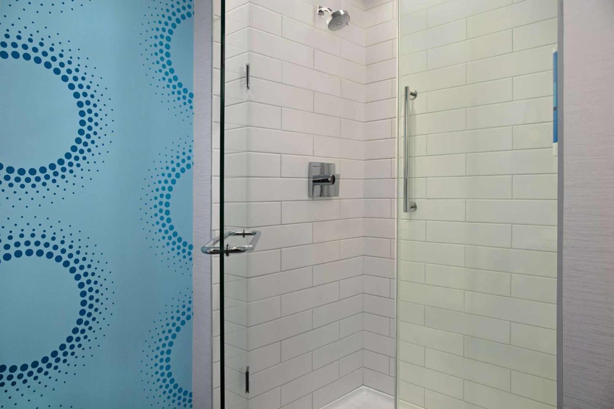 Tru By Hilton Toronto Airport West Hotell Mississauga Exteriör bild